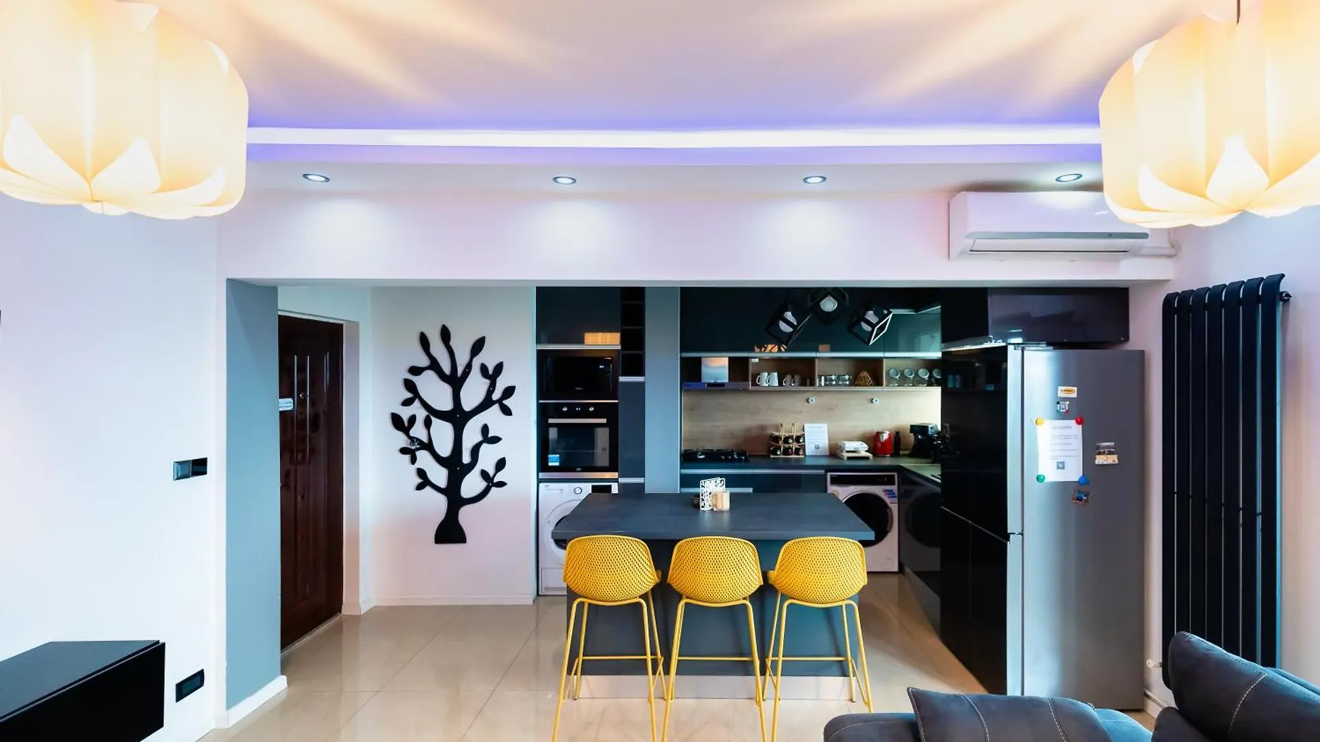 Lazy'S Haven - Modern 2Br Apt In The City Center Bucharest 0*,  Romania